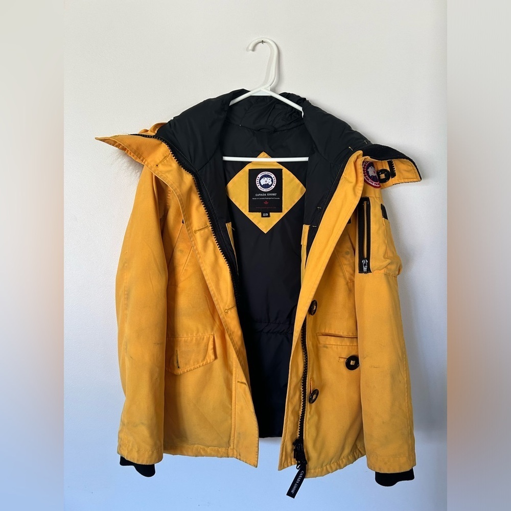 Canada Goose Montebello Parka Yellow Size XS - Picture 2 of 14
